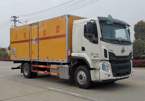 华通牌HCQ5187XZWLZ6型杂项危险物品厢式运输车